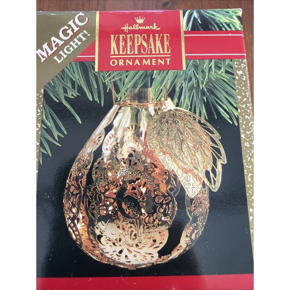 Hallmark product 1990
